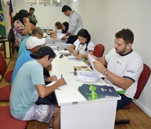 Imagem da notícia - Governo paga bolsas moradia transitórias para beneficiários do Prosamim da área do Igarapé do 40.